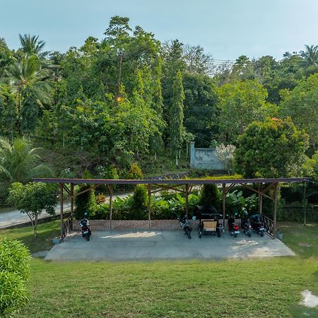 The Hawk'S Nest Resort Sabong Exterior foto