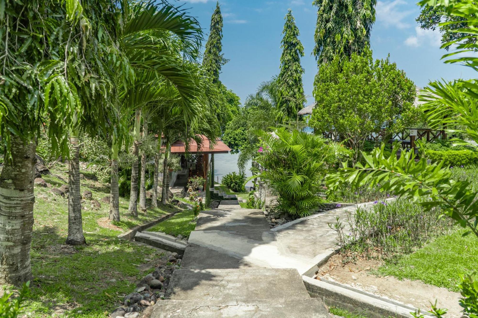 The Hawk'S Nest Resort Sabong Exterior foto
