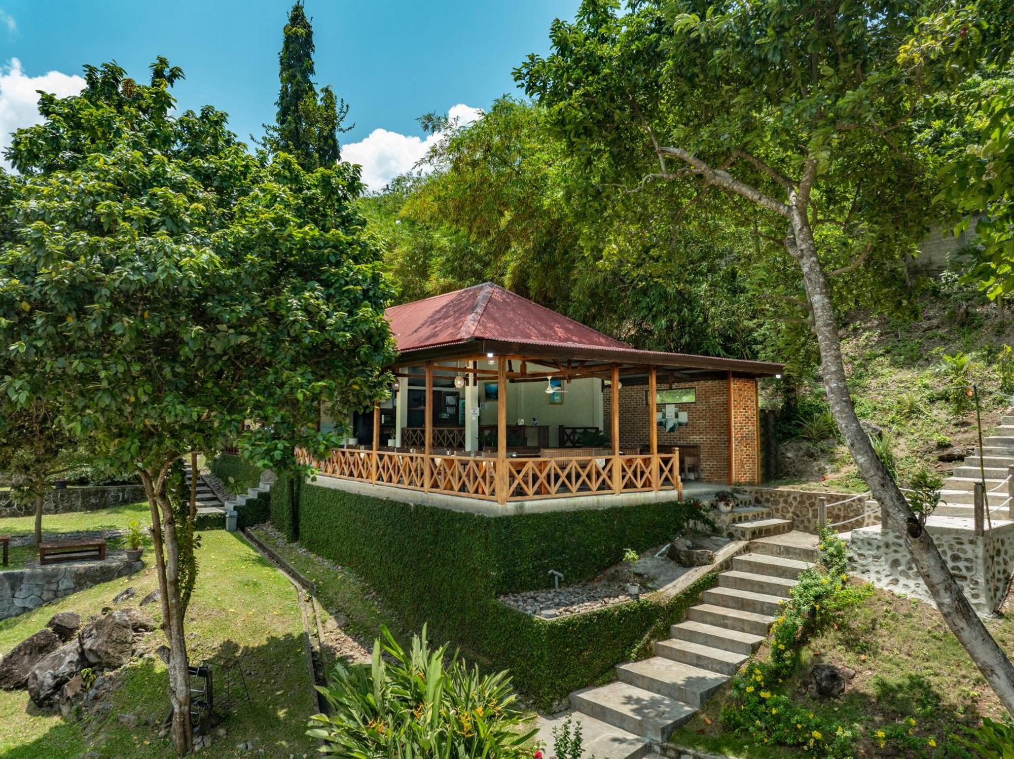 The Hawk'S Nest Resort Sabong Exterior foto